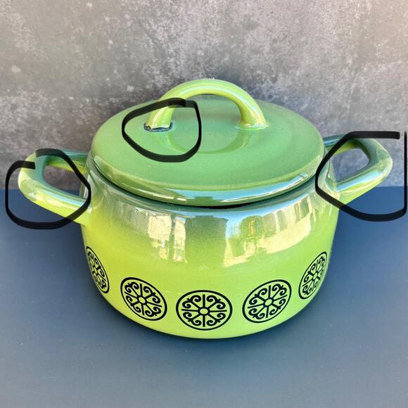 Mid Century Modern Enamel Saucier/Fondue Pot - Picture 7 of 10